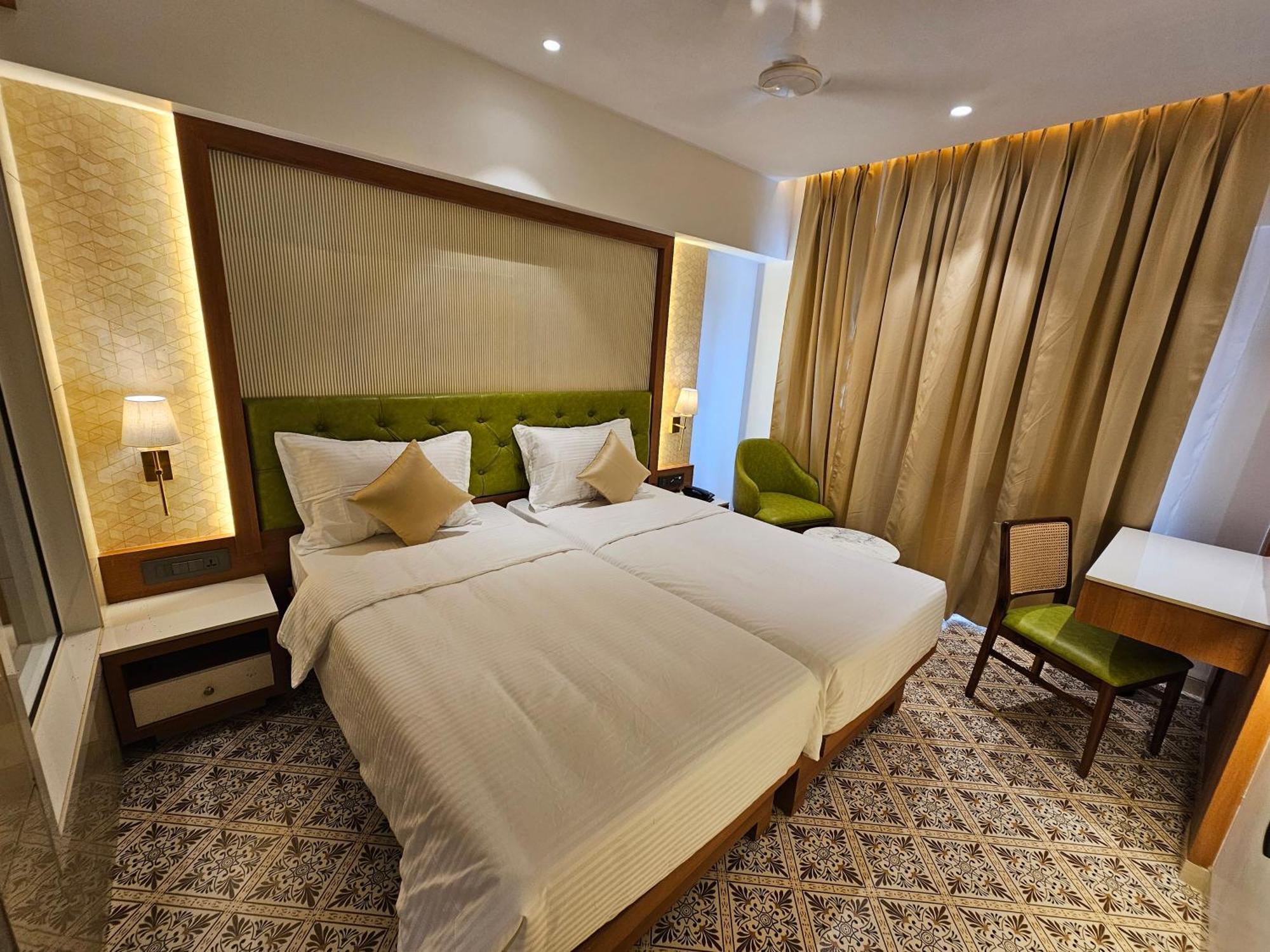 Hotel Golden Nest Thane Exterior foto